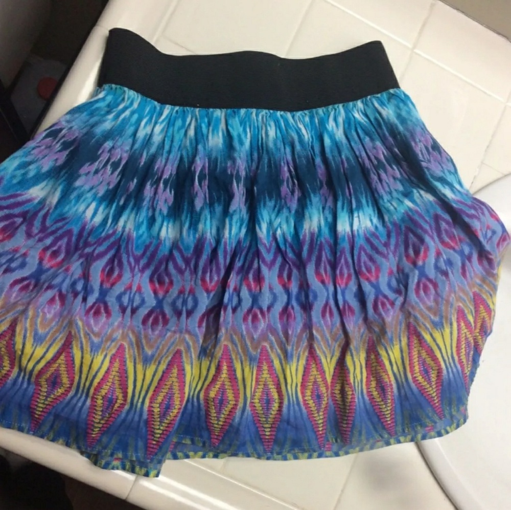 NWOT Kids Colorful Skirt